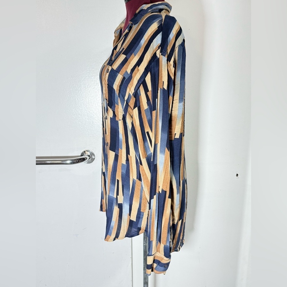 Striped Button-Up Top - Picture 5 of 9